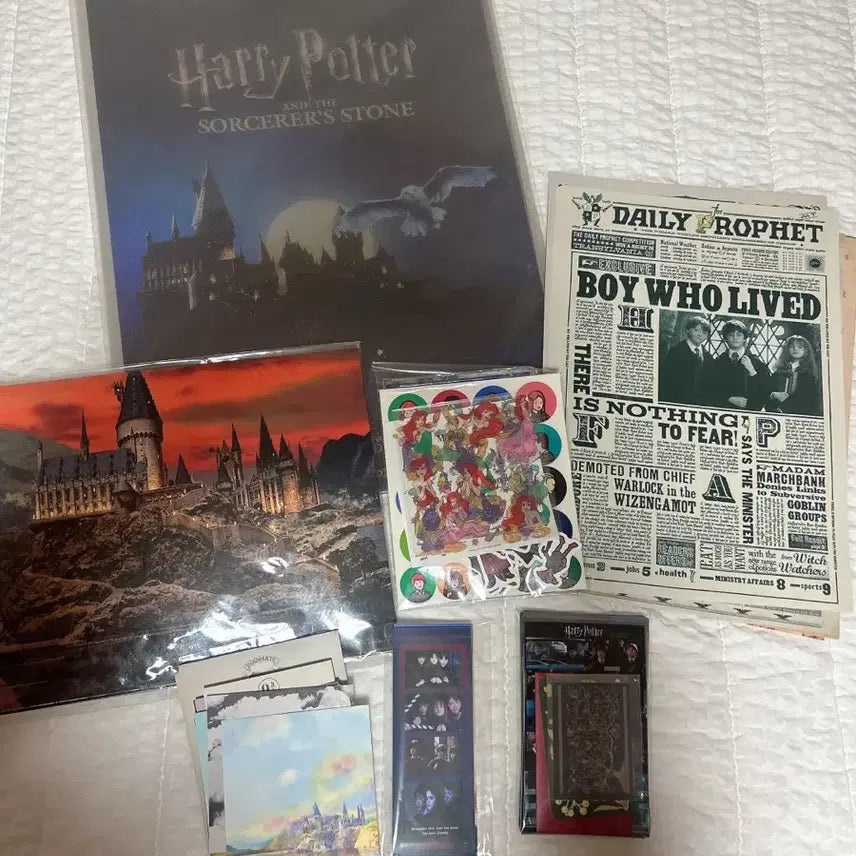 [BUNJANG] Harry Potter Poster Sticker Bundle Set / [일괄] 해리포터 포스터 스티커 등 굿즈