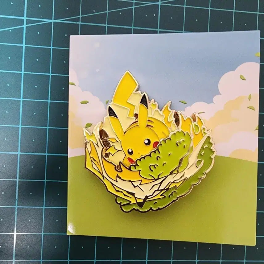 [BUNJANG] Lee Isaac Toast Pikachu Badge / 이삭토스트 피카츄 뱃지