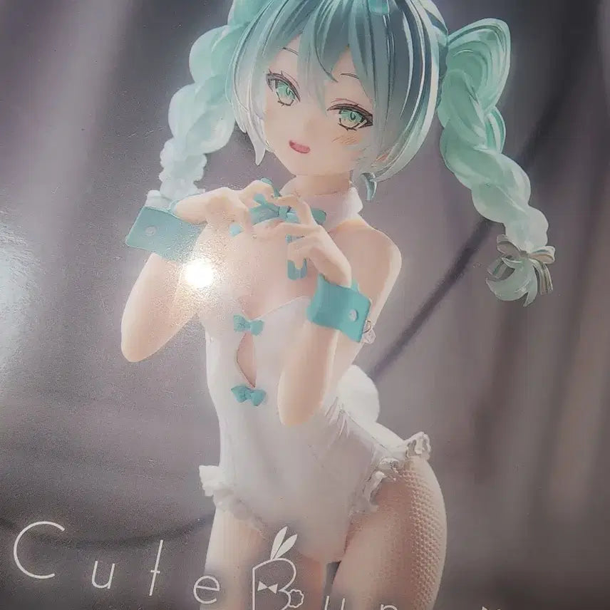 [BUNJANG] Luludo Hatsune Miku White Bunny Girl Figure / 루루도 하츠네미쿠 화이트 바니걸 피규어