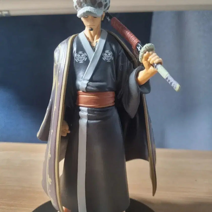 [BUNJANG] Banpresto Zoro &amp; Law Q posket Figures / 반프레스토 조로 2개 로우 큐포스켓