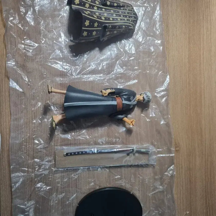 [BUNJANG] Banpresto Zoro &amp; Law Q posket Figures / 반프레스토 조로 2개 로우 큐포스켓