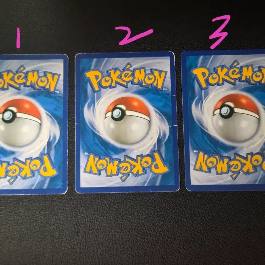 [BUNJANG] Pokemon Card 20th Anniversary Charizard Set (3 Cards) / 포켓몬 카드 20주년 리자몽 3장 팝니다
