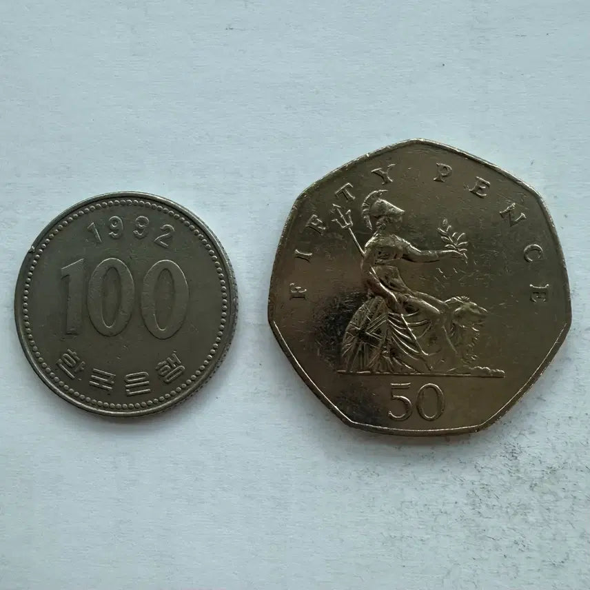 [BUNJANG] 1983 United Kingdom 50 Pence Coin / 1983년 영국 50펜스 동전 S3449