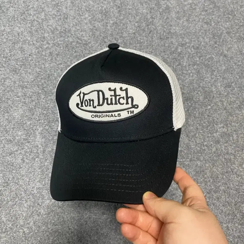 [BUNJANG] Von Dutch Retro Mesh Trucker Cap / Von Dutch 본더치 레트로 메쉬 트러커 캡