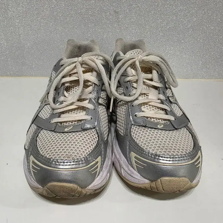 [BUNJANG] ASICS Gel 1130 Cream Pure Silver Sneakers (265) / 아식스 젤 1130 크림 퓨어 실버 (265)