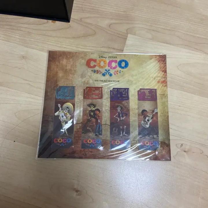 [BUNJANG] Disney Pixar Coco Movie Goods Bookmarks (Set of 4) / 디즈니 픽사 코코 영화 굿즈 책갈피