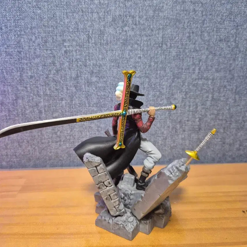 [BUNJANG] One Piece Mihawk Figure / 원피스 피규어 조형왕 미호크
