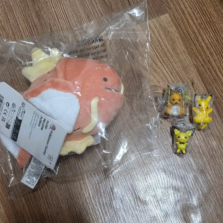 [BUNJANG] Pokemon Connecting Mascot Keyring - Magikarp Transform Ditto / 포켓몬 주렁주렁 연결 마스코트 키링 대롱대롱잉어킹 변신 메타몽 인형
