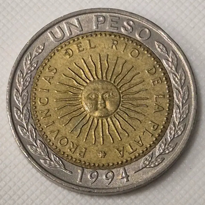 [BUNJANG] 1994 Argentina 200th Anniversary 1 Peso Coin / 1994년 아르헨티나 최초의 국화 200주년 1페소 동전 zk-3897