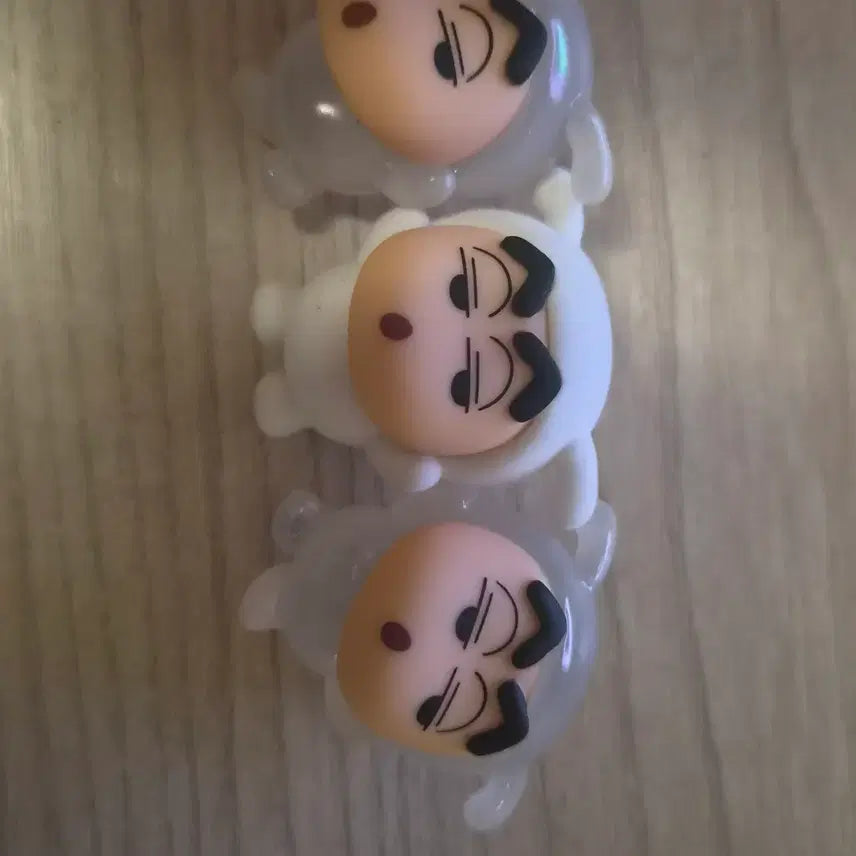 [BUNJANG] Crayon Shin-chan Shiroi White Dog Figure / 짱구 흰둥이 피규어 판매합니다