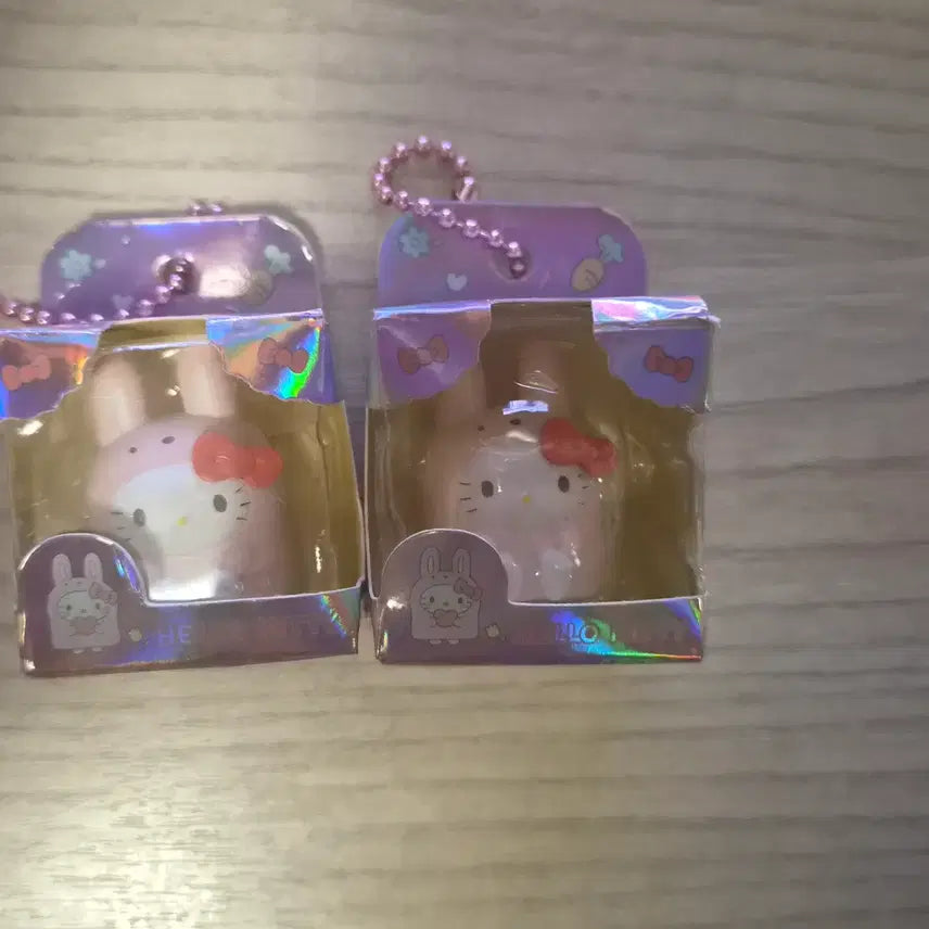 [BUNJANG] Hello Kitty Keychain Figure / 헬로키티 열쇠고리 피규어 판매합니다