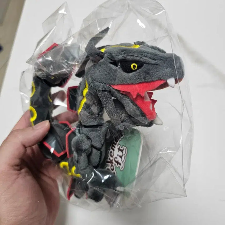 [BUNJANG] Pokemon Center Pokemon fit Shiny Rayquaza Plush / 포켓몬센터 봉제인형 Pokemon fit 검은 레쿠쟈