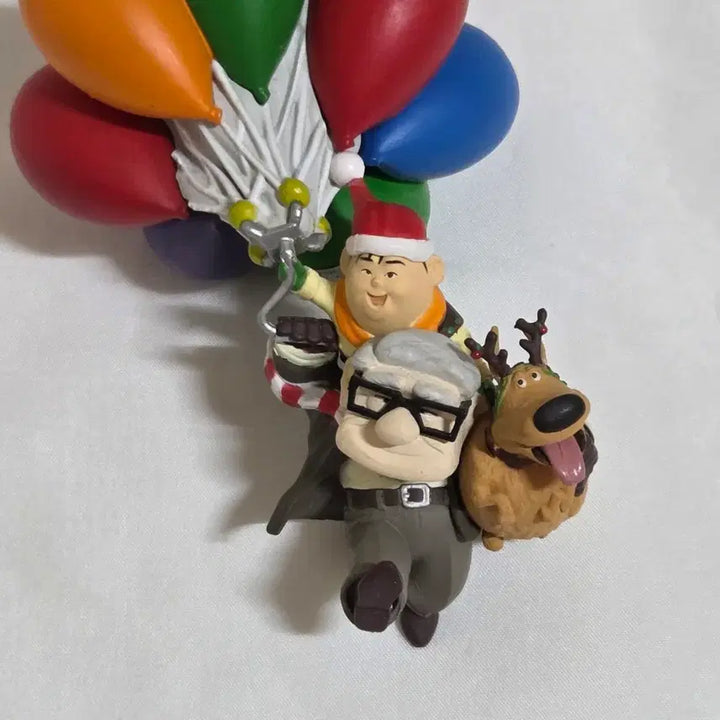 [BUNJANG] Disney Pixar Up Carl Fredricksen &amp; Dug Ornament Figure (Ultra Rare) / (초레어) 업 오너먼트 피규어 디즈니 픽사 칼 러셀 더그