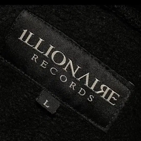 [BUNJANG] Illionaire 4th Anniversary Hoodie (L) / 일리네어 4주년 후드 (L)