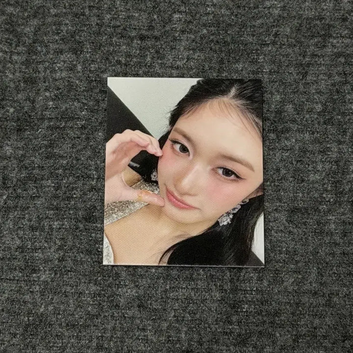 [BUNJANG] IVE Krispy Kreme Yeseo Mini Photocard / 아이브 크리스피크림도넛 이서 미니 포카