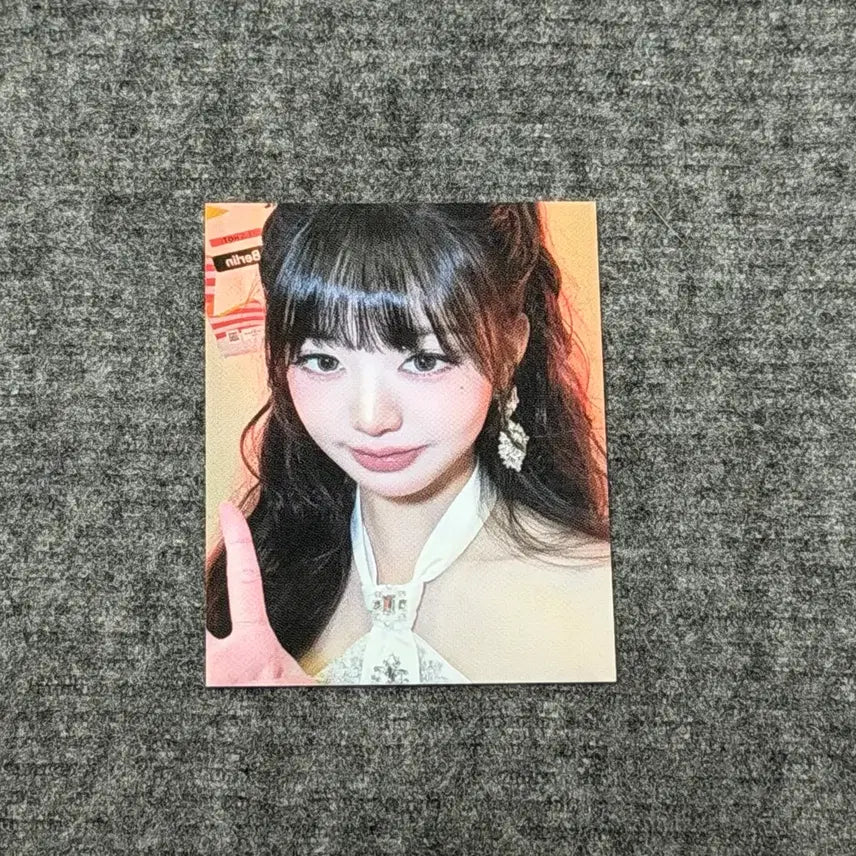 [BUNJANG] IVE Jang Wonyoung Crispy Cream Doughnut Mini Photocard / 아이브 크리스피크림도넛 장원영 미니 포카