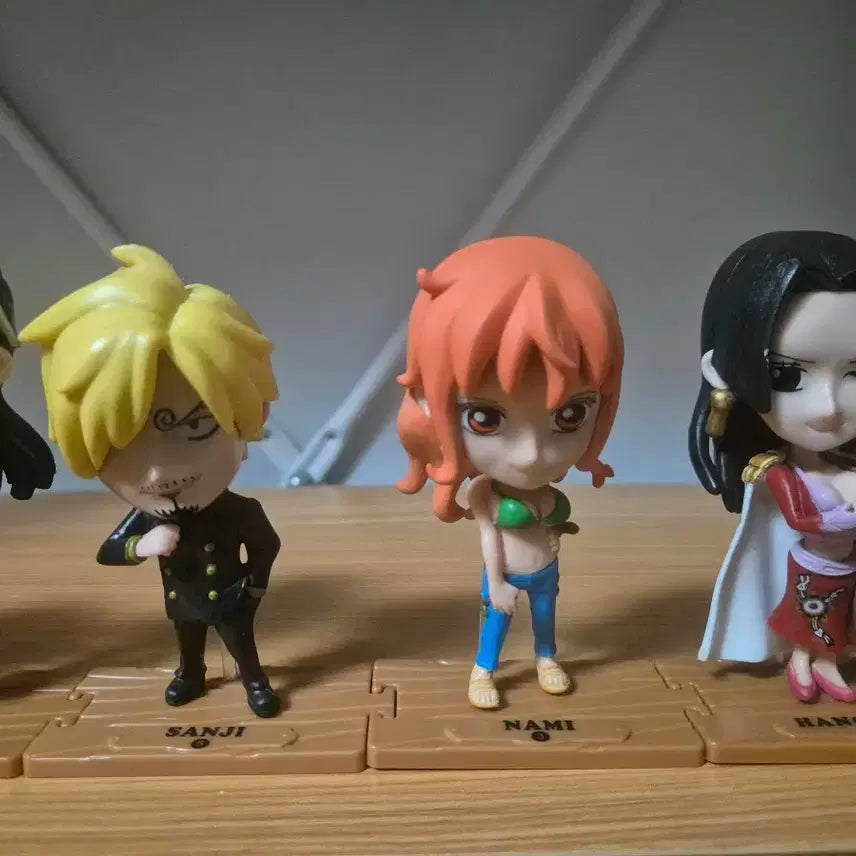 [BUNJANG] One Piece Mini Figures Bundle Set (8 pieces) / 원피스 미니 피규어 8개 일괄