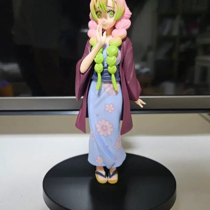 [BUNJANG] Demon Slayer Mitsuri Figure / 귀멸의 칼날 미츠리