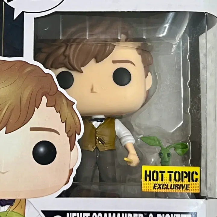 [BUNJANG] Nendo Nendoroid &amp; Funko Pop Set: Newt Scamander / 신비한 동물 사전 뉴트 스캐맨더 넨도로이드 펀코팝 세트