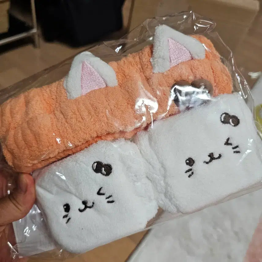 [BUNJANG] NCT WISH Bubble Nyan Washband O2love Pop-up Yushi (Sealed) / 원가이하, 미개봉) 엔시티위시 버블냥 세안밴드 오투럽 팝업 유우시
