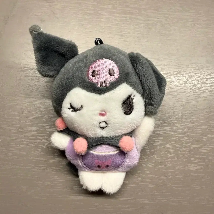 [BUNJANG] Sanrio Kuromi Doll Badge / 쿠로미 인형 뱃지 산리오 정품