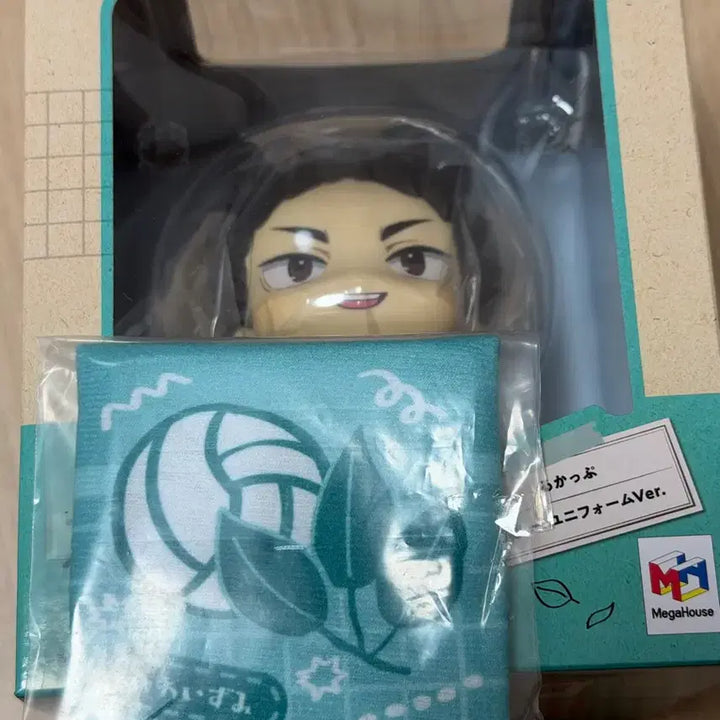 [BUNJANG] Haikyuu!! Hajime Iwaizumi Look Up Figure (with POB) / 하이큐 이와이즈미 룩업(특전O)