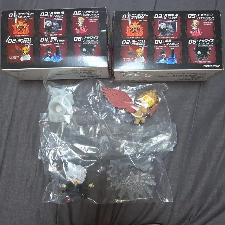 [BUNJANG] My Hero Academia Hawks &amp; Shigaraki Mini Figures Bundle Set / 히로아카 호크스, 시가라키 미니 피규어 일괄