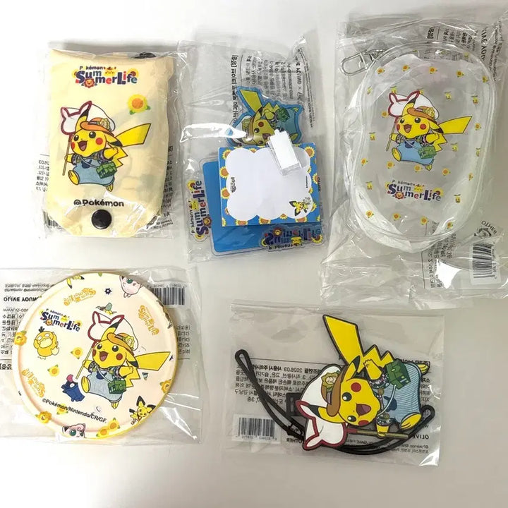 [BUNJANG] VT Cosmetics x Pokémon Collaboration Collection - Tea Coaster, Luggage Tag, Shopping Bag Keyring, Acrylic Memo Pad, Pouch Keyring / 오늘만할인!VT 브이티 포켓몬 콜라보 굿즈 티코스터,러기지택,아크릴 등