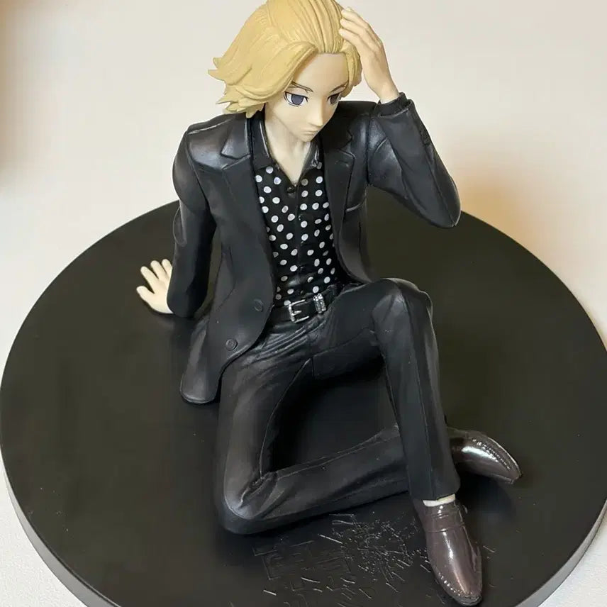 [BUNJANG] Tokyo Revengers Manjiro Sano Mikey Suit Figure / GiGO 도쿄리벤저스 사노만지로 마이키 정장 피규어 도리벤
