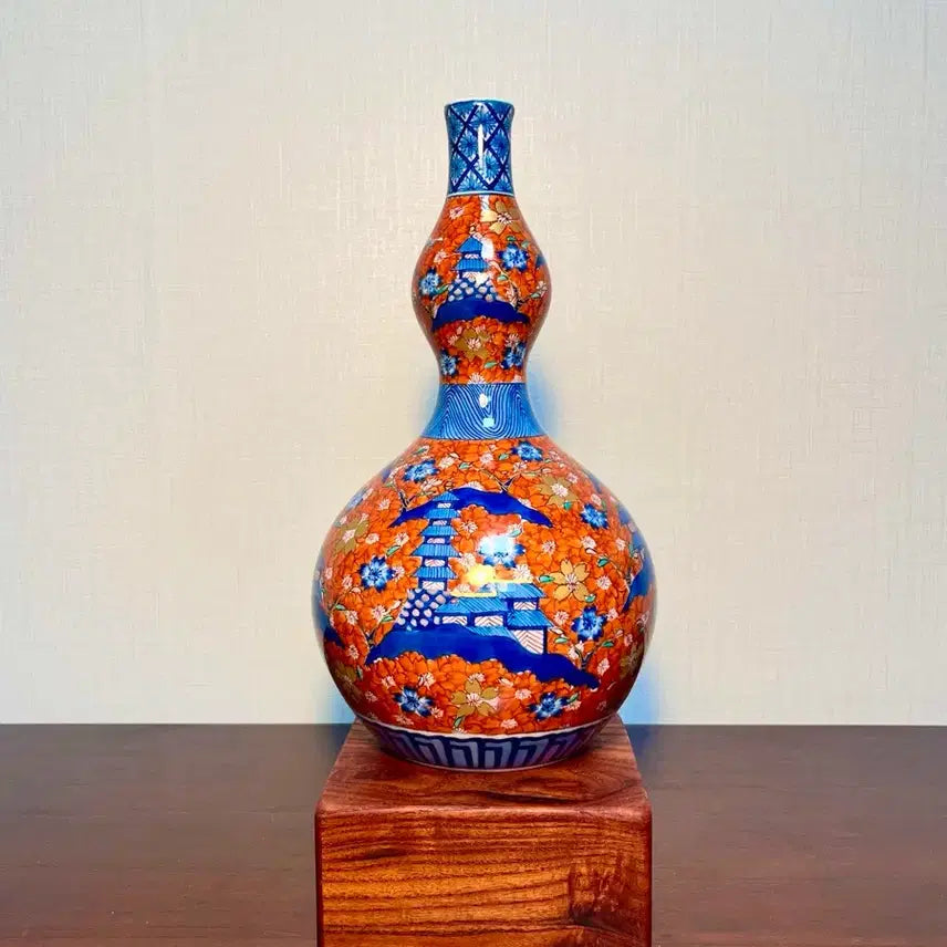 [BUNJANG] Japanese Arita Ware "Spring Blossom Pavilion" Vase / 일본 도자기 누각 벚꽃만개문 호리병