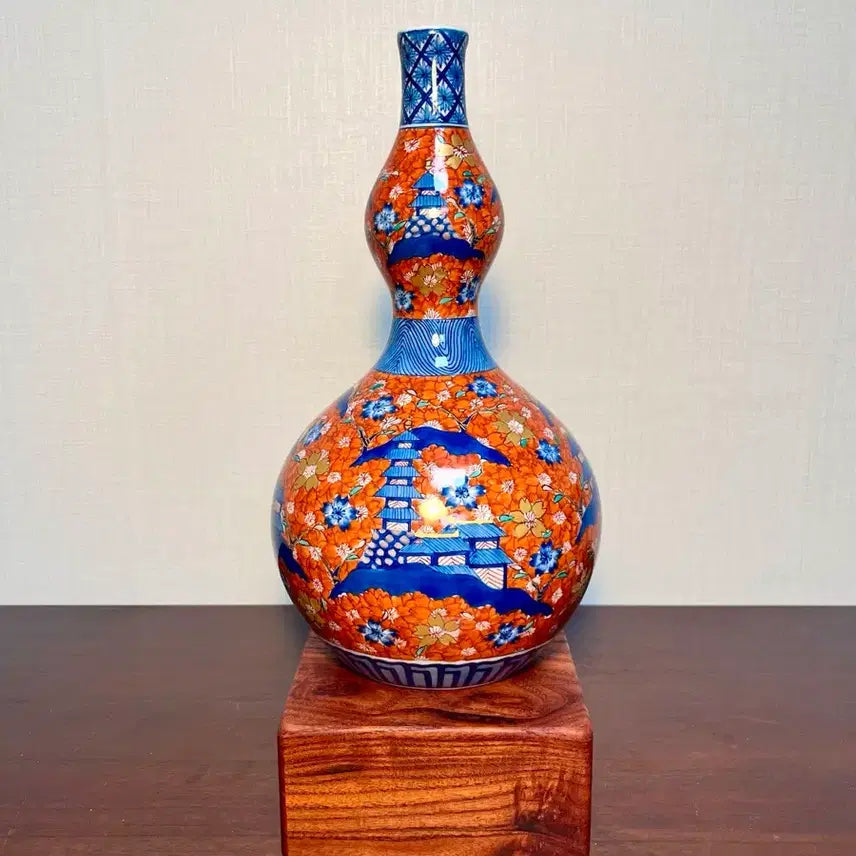 [BUNJANG] Japanese Arita Ware "Spring Blossom Pavilion" Vase / 일본 도자기 누각 벚꽃만개문 호리병