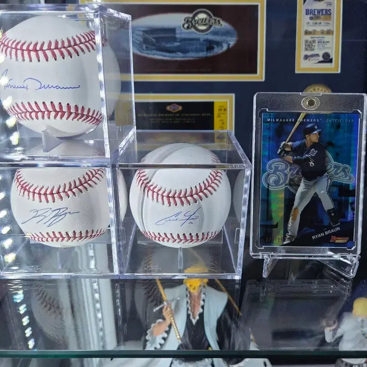 [BUNJANG] Christian Yelich Signed Baseball + Topps Card Set (2018 NL MVP) / MLB 크리스티안 옐리치 친필 사인볼 + Topps 카드 세트