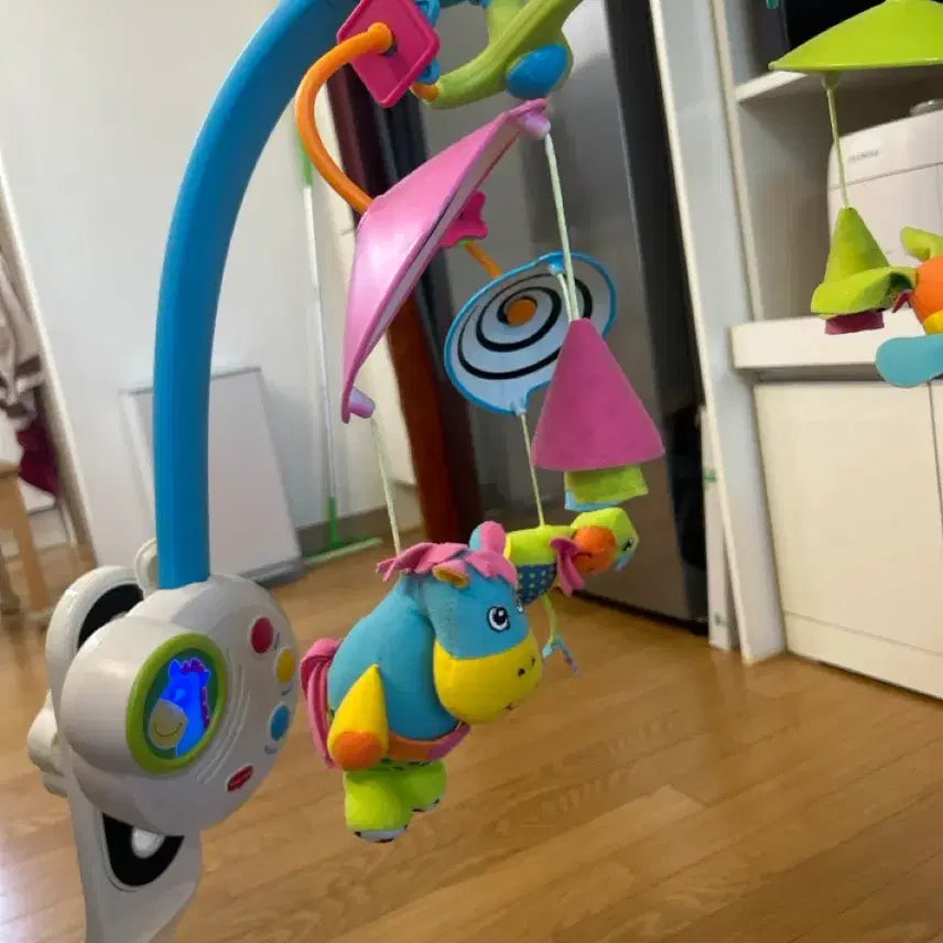 [BUNJANG] MBABY Nuna Bouncer with Black &amp; White and Color Mobiles / MBABY 모빌 +아기 뉴나 바운서 흑백 색깔인형 포함