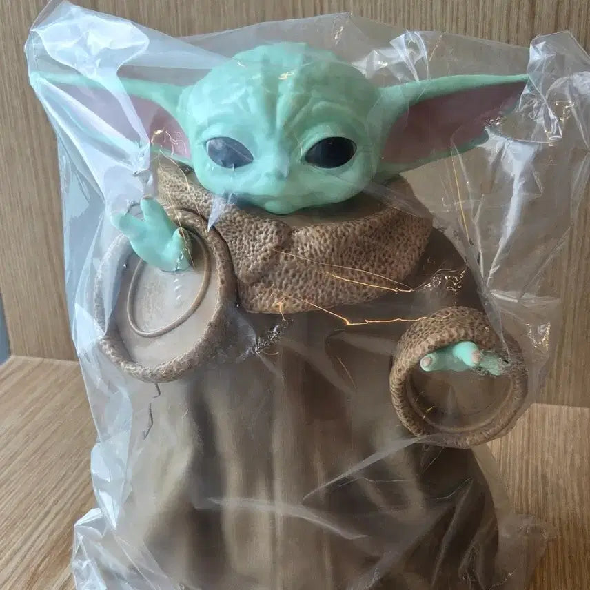 [BUNJANG] Megabox The Mandalorian Grogu Popcorn Bucket (Sealed) / (현물) 메가박스 그로구 팝콘통 만달로리안과 그로구 버킷 미개봉