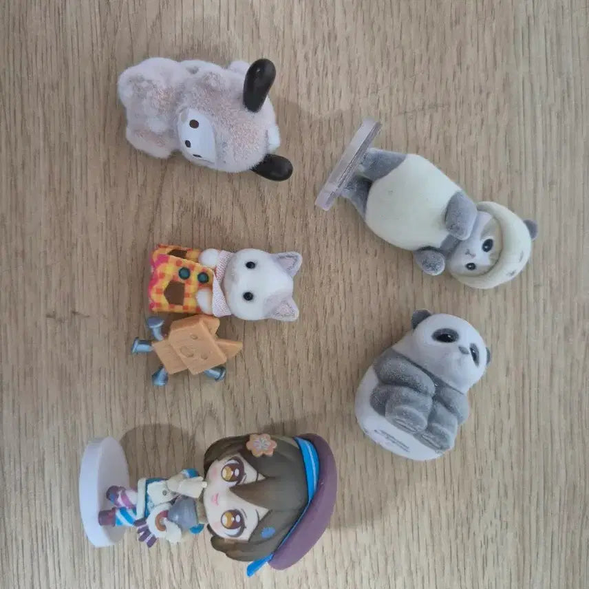 [BUNJANG] Cute Animal Figure Set (Cat, Panda) - 5 Pieces / 피규어 5종 세트 (고양이, 판다, 동물)