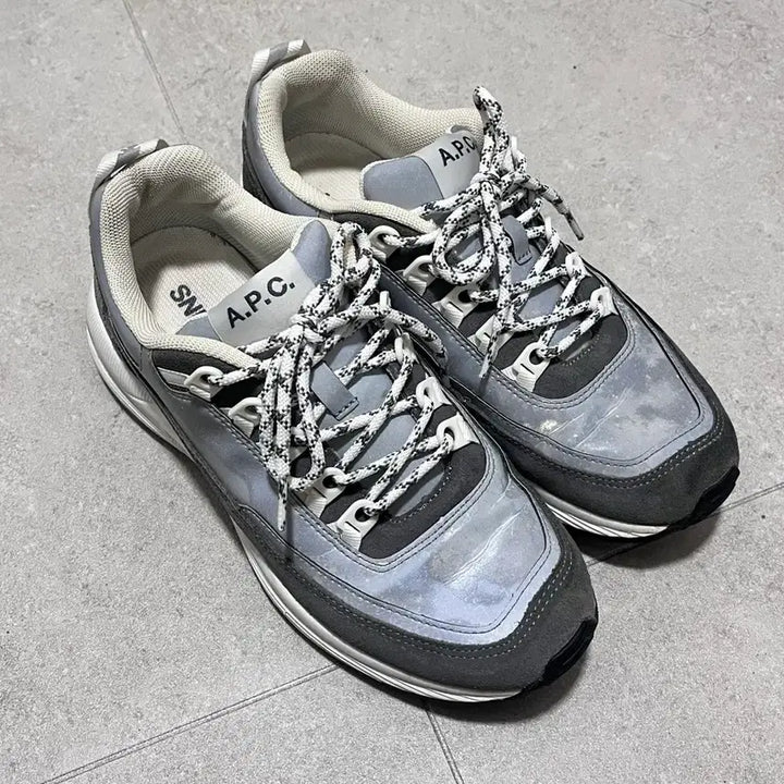 [SOLD OUT] 아페쎄 테크노 러너 그레이 EU41