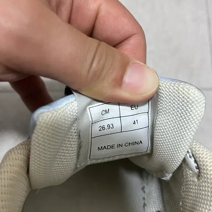[SOLD OUT] 아페쎄 테크노 러너 그레이 EU41