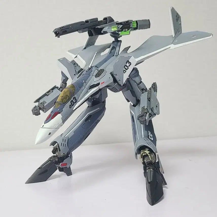 [SOLD OUT] 마크로스 DX 초합금 VF-31A 카이로스 10주년 미개봉