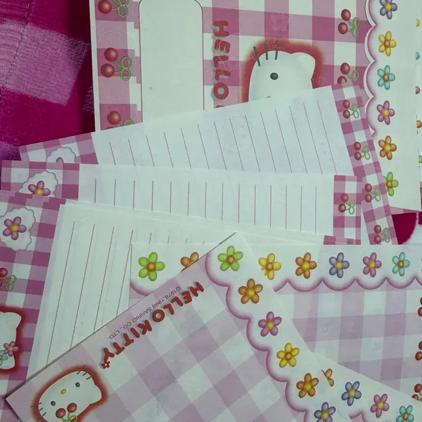 [BUNJANG] Classic Cherry Kitty Letter Set Binder / 고전 체리키티 편지지 레터세트 바인더
