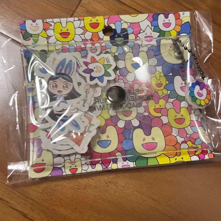 [BUNJANG] NewJeans Murakami PVC Sticker Pack (Unused) / [미사용] 뉴진스 무라카미 pvc 스티커팩