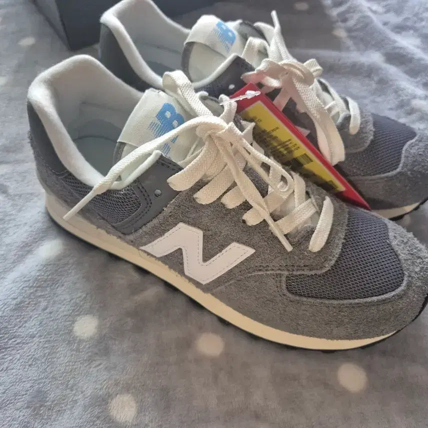 [BUNJANG] New Balance 574 Heritage Grey Sneakers (240mm) / 뉴발란스 헤리티지 그레이 574 새제품 240