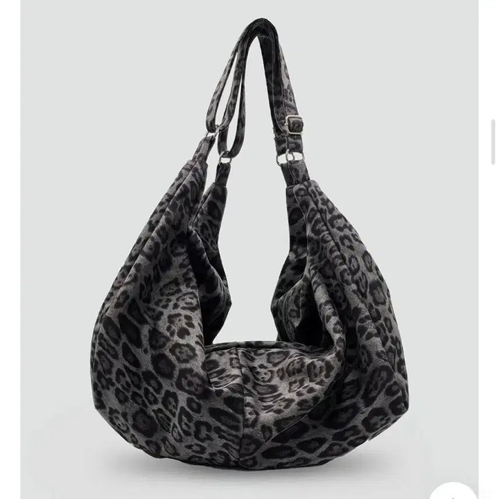 [BUNJANG] Leopard Hobo Bag / 레오파드 보부상 백(가방)