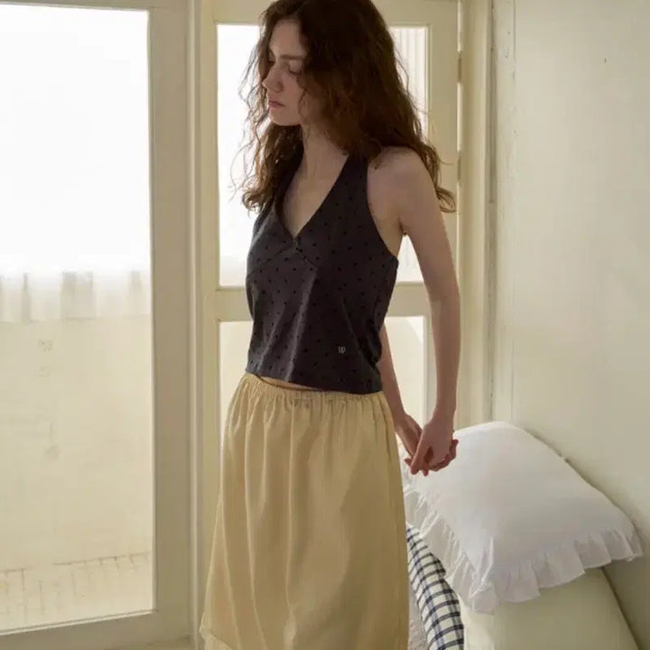 [BUNJANG] Without Summer Dot Halterneck Top / 위드아웃썸머 도트 홀터넥 Dot halter neck top