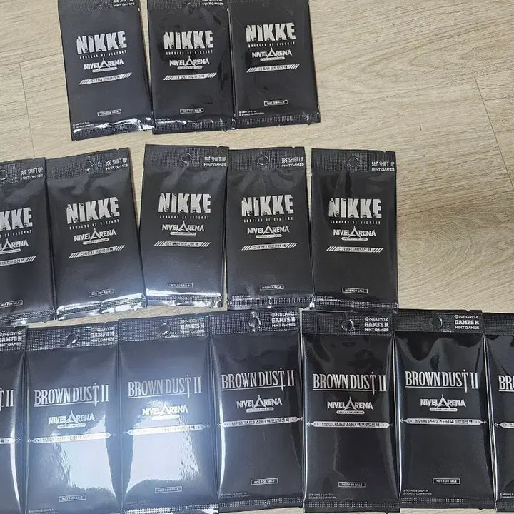 [BUNJANG] Nibel Arena Promo Card Bundle Set (The Kingdom, Encounter, Brown Dust 2) Sealed / 니벨아레나 프로모카드 (더 킹덤, 인카운터, 브라운더스트2) 일괄 미개봉