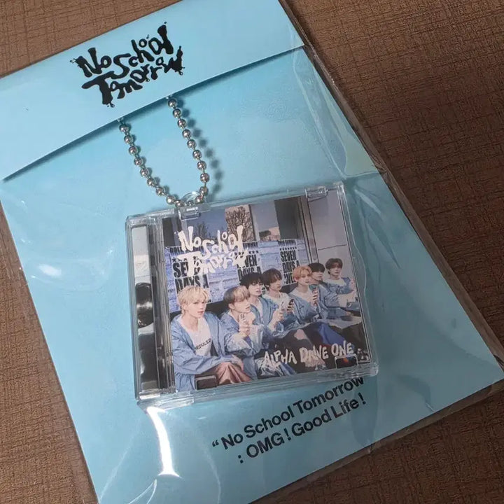 [BUNJANG] Alpha Drive One No School Tomorrow CD Charm / 엠카 알파드라이브원 노스쿨 공식 키링 ald1