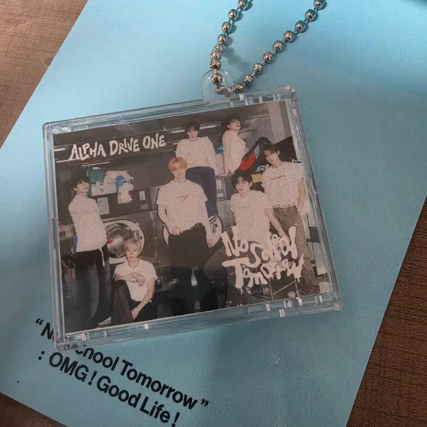 [BUNJANG] Alpha Drive One No School Tomorrow CD Charm / 엠카 알파드라이브원 노스쿨 공식 키링 ald1