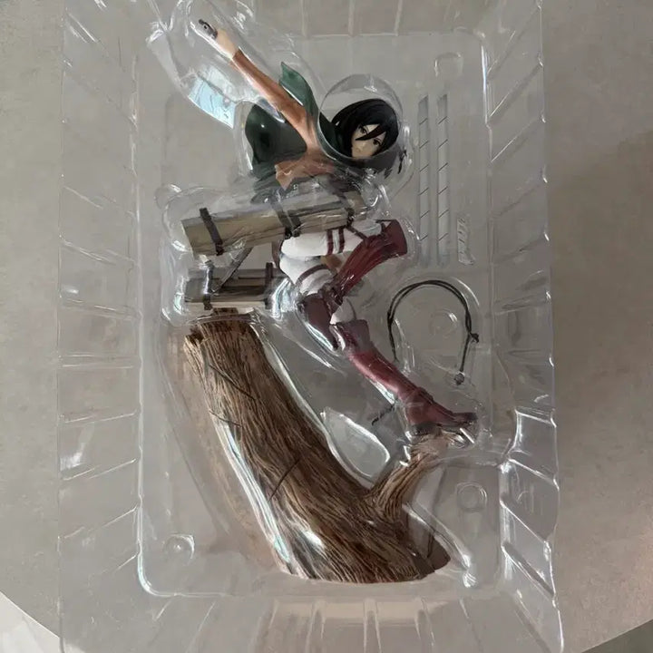 [BUNJANG] Kotobukiya ARTFX J Attack on Titan Mikasa Ackerman Figure / 코토부키야 ARTFX J 진격의거인 피규어 판매
