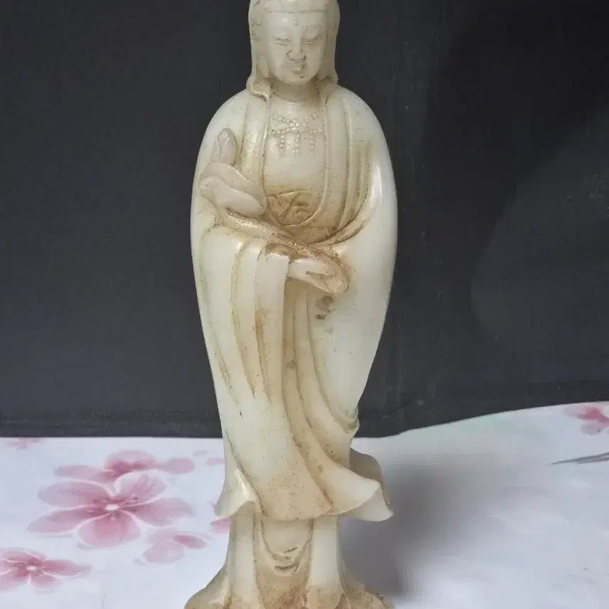[BUNJANG] Vintage Guan Yin Bodhisattva Statue / 아주 빈티지한 느낌의 관음보살상