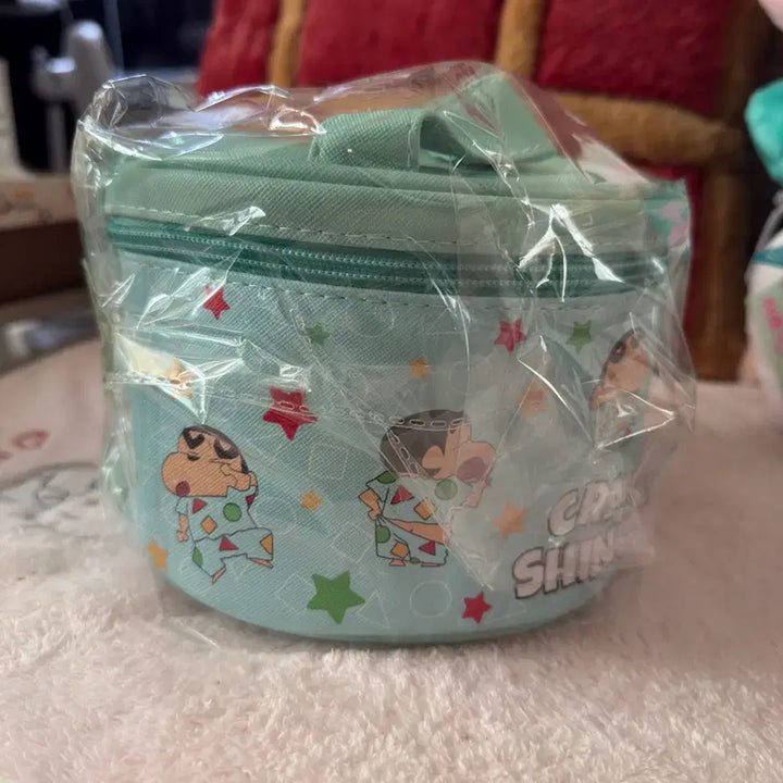 [BUNJANG] Crayon Shin-chan Cylindrical Pouch / 짱구 원통형 파우치