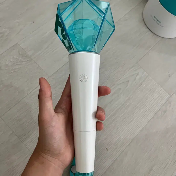 [BUNJANG] SHINee Shating Star &amp; Shakerver Bundle Set / 샤이니 응원봉 팔아요 샤세이버 샤팅스타 일괄금액
